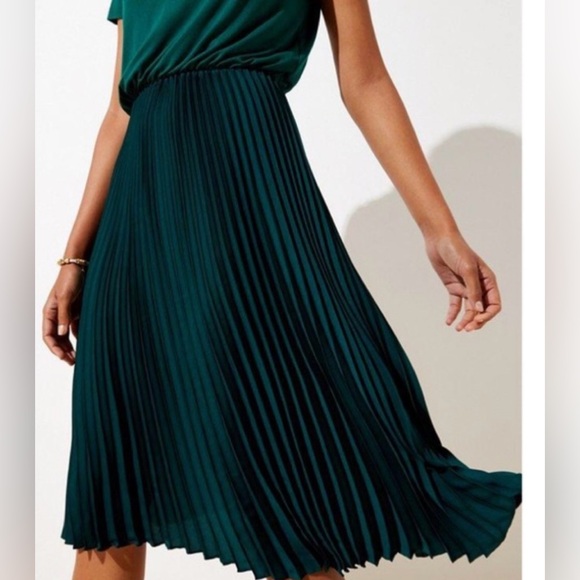Loft Mixed Media Pleated Dress, Sz 2P - Picture 3 of 13
